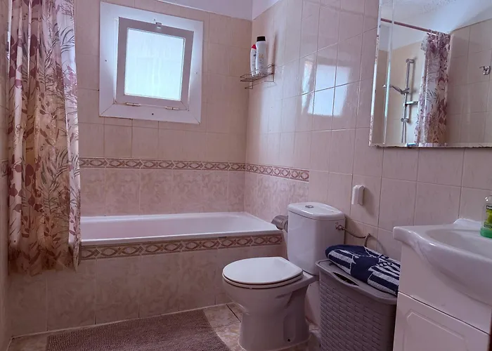 Lovely Cris Los Cristianos (Tenerife)